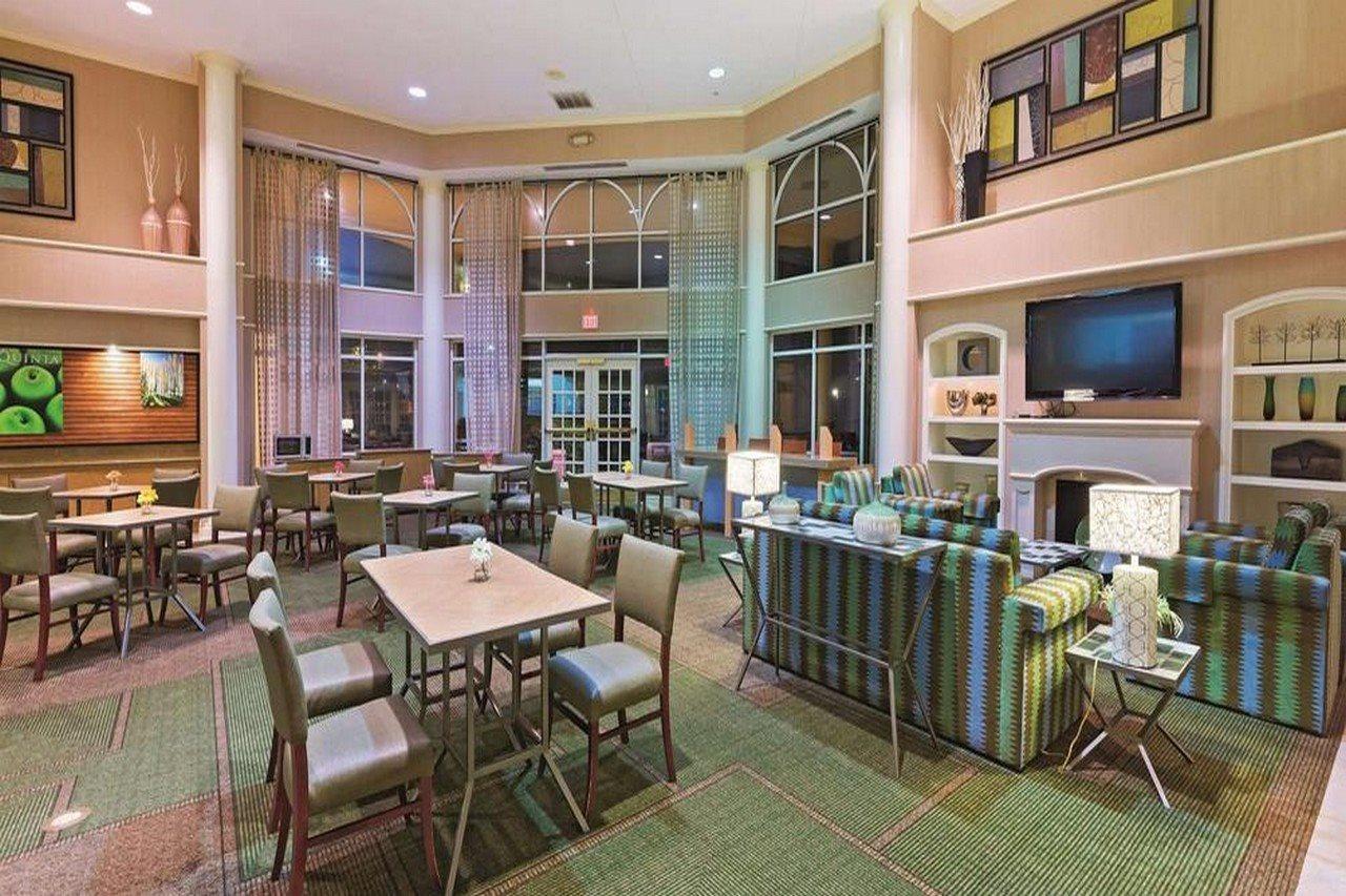 La Quinta By Wyndham Dallas Dfw Airport North Irving Exterior photo