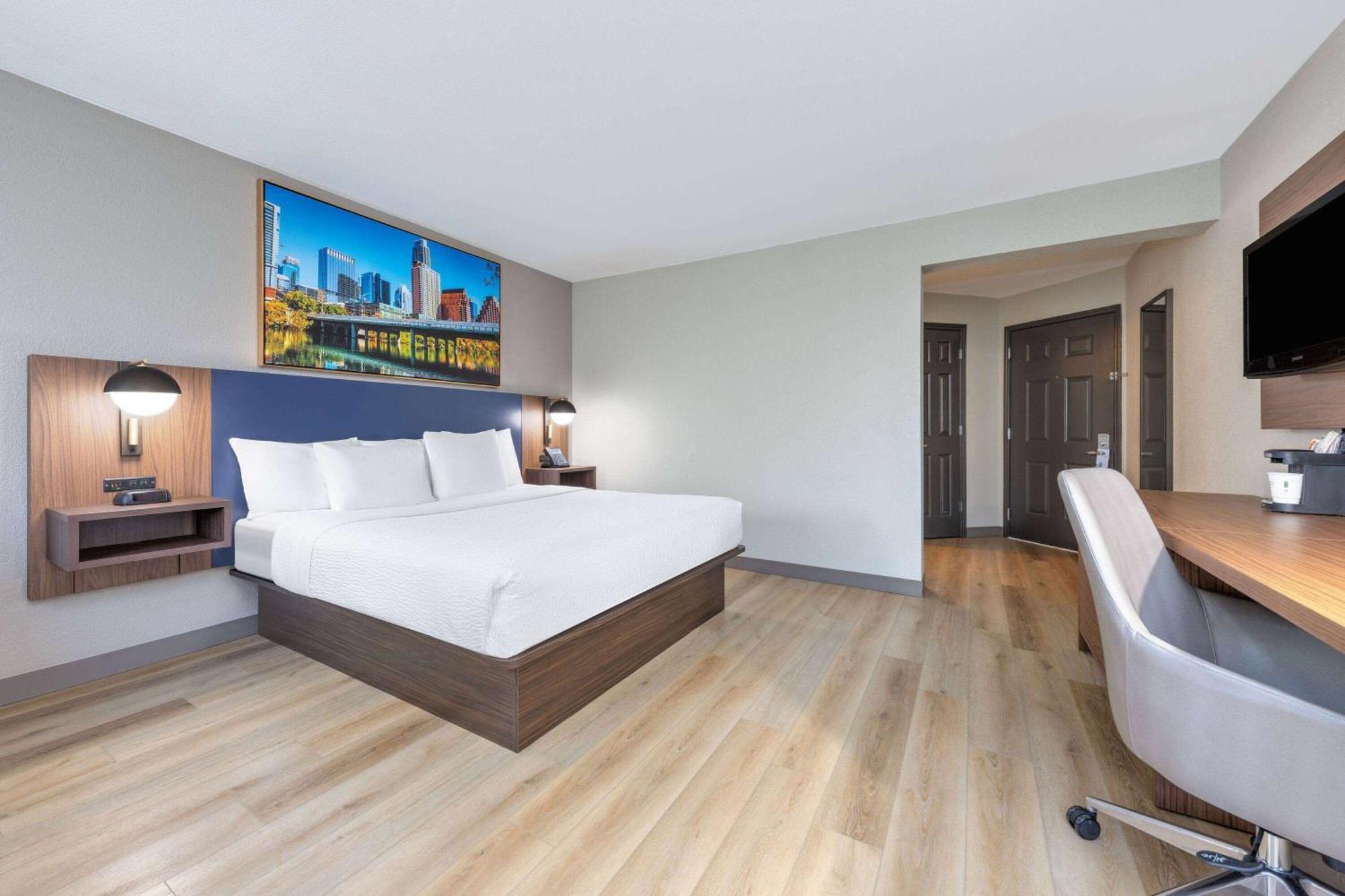 La Quinta By Wyndham Dallas Dfw Airport North Irving Exterior photo
