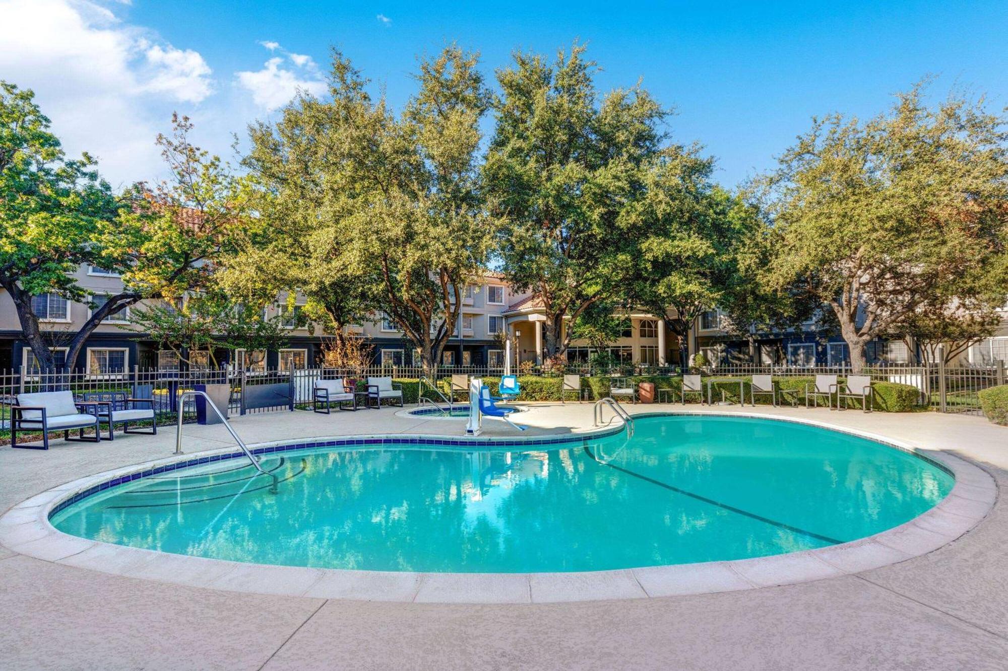La Quinta By Wyndham Dallas Dfw Airport North Irving Exterior photo